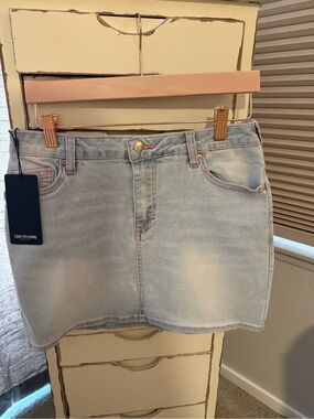 True Religion Light Wash Denim Mini Skirt with Pink Stitching